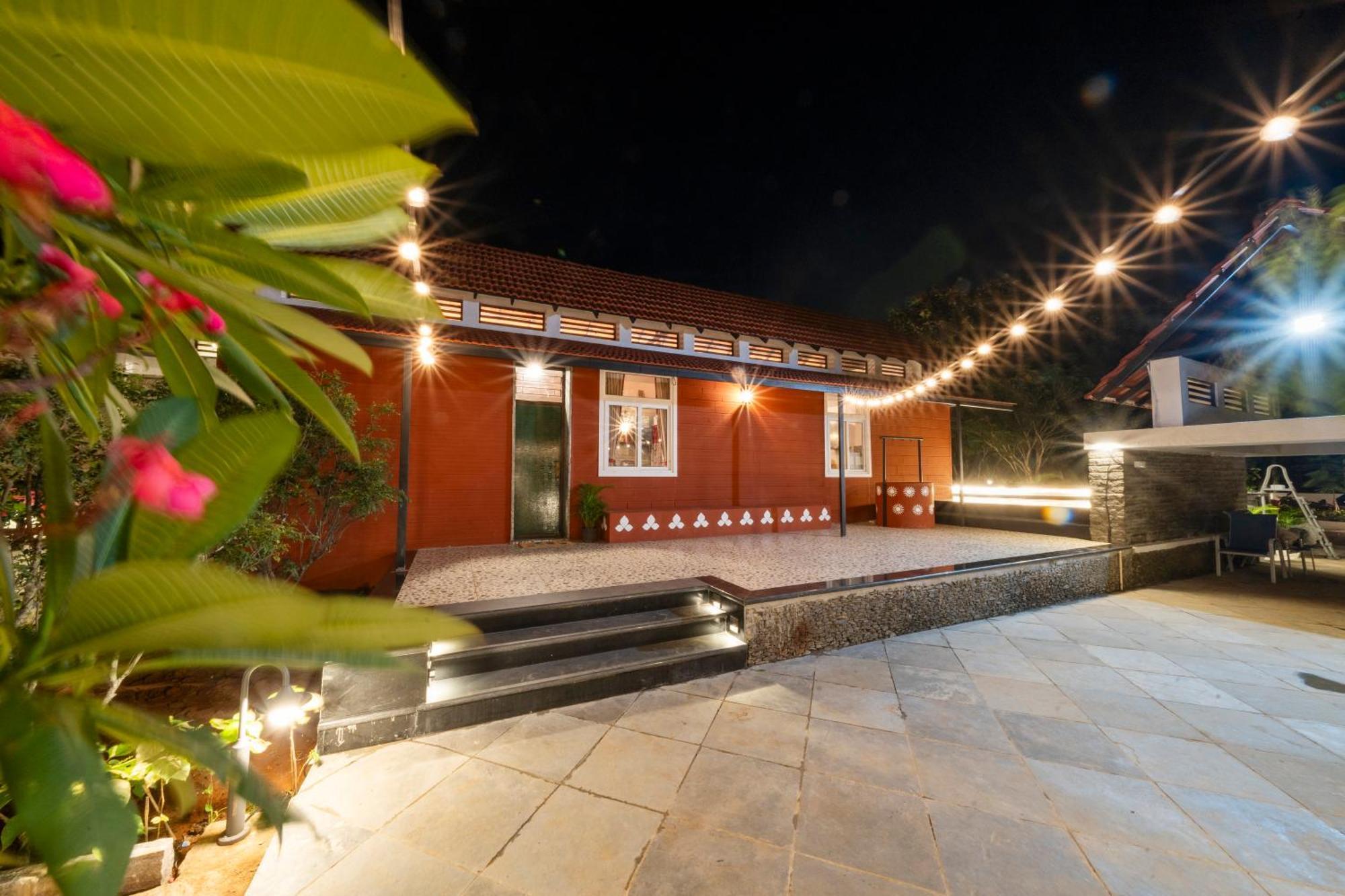 Holiday Valley Hotels And Resorts Denkanikottai Exterior photo