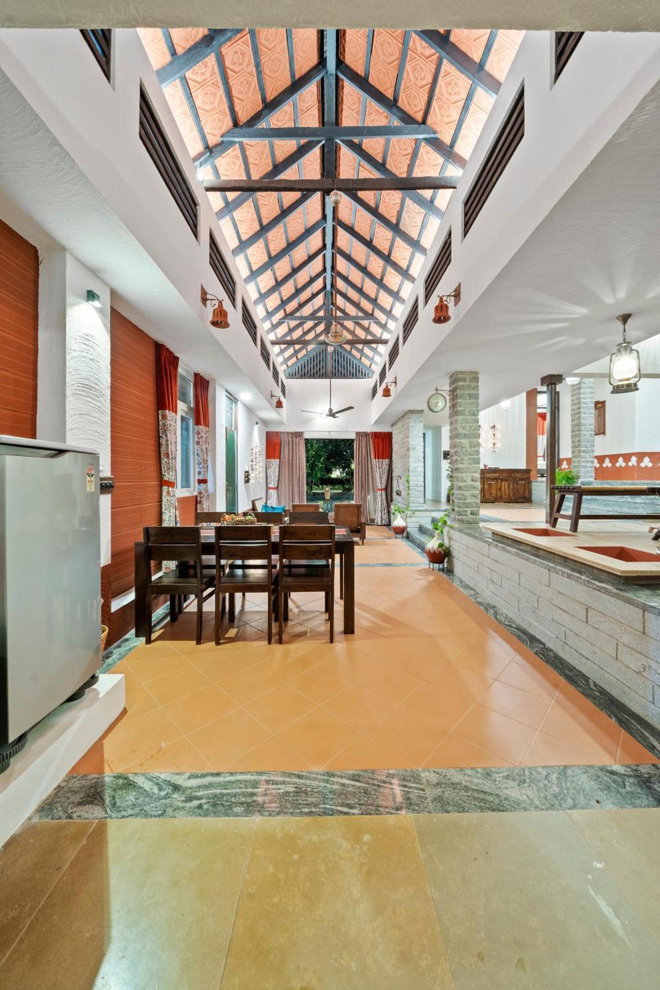 Holiday Valley Hotels And Resorts Denkanikottai Exterior photo
