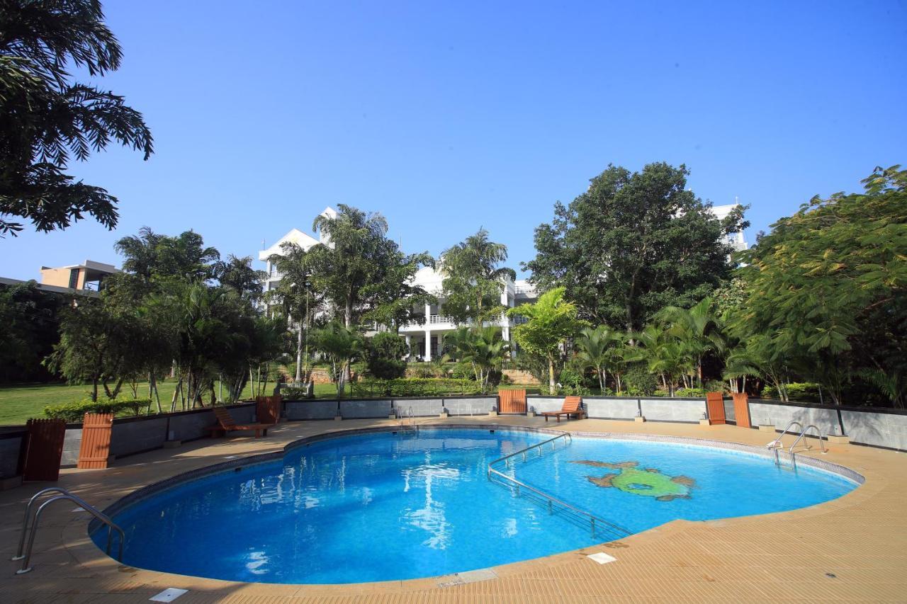 Holiday Valley Hotels And Resorts Denkanikottai Exterior photo